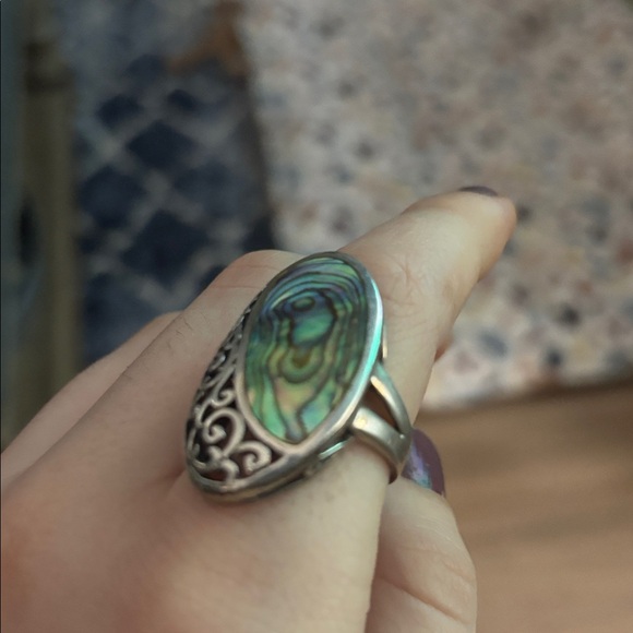 Iridescent ring! - Picture 3 of 3